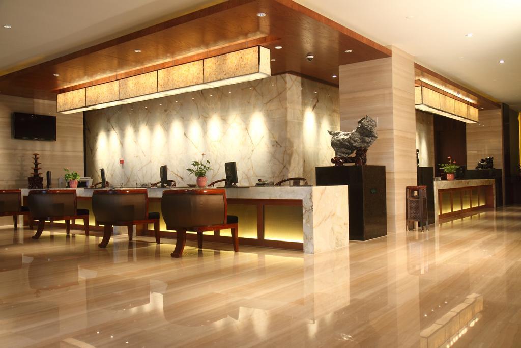 Gloria Grand Hotel Wuxi Wuxi (Jiangsu) Exterior foto